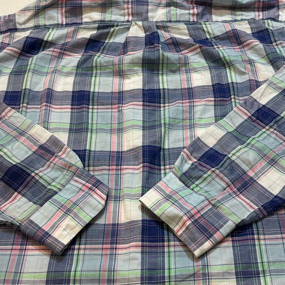 Vineyard Vines Plaid Whale Shirt Large Classic Fit Button Down Pink Navy Green - Picture 15 of 16